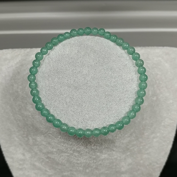 Green Aventurine Beaded Stretch Bracelet Natural Green Aventurine Gemstone Beads - Picture 7 of 12